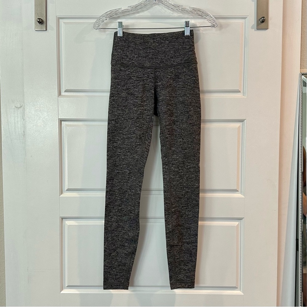 Lululemon Gray Full-Length Leggings (Size 4)